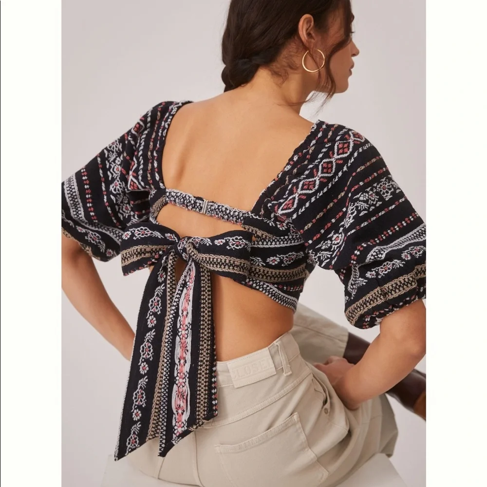 ✨ Anthropologie Puff-Sleeved Blouse Sz L